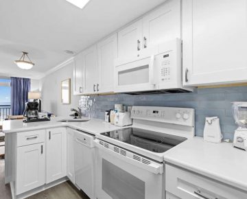 Oceanfront King Deluxe Condo - Kitchen
