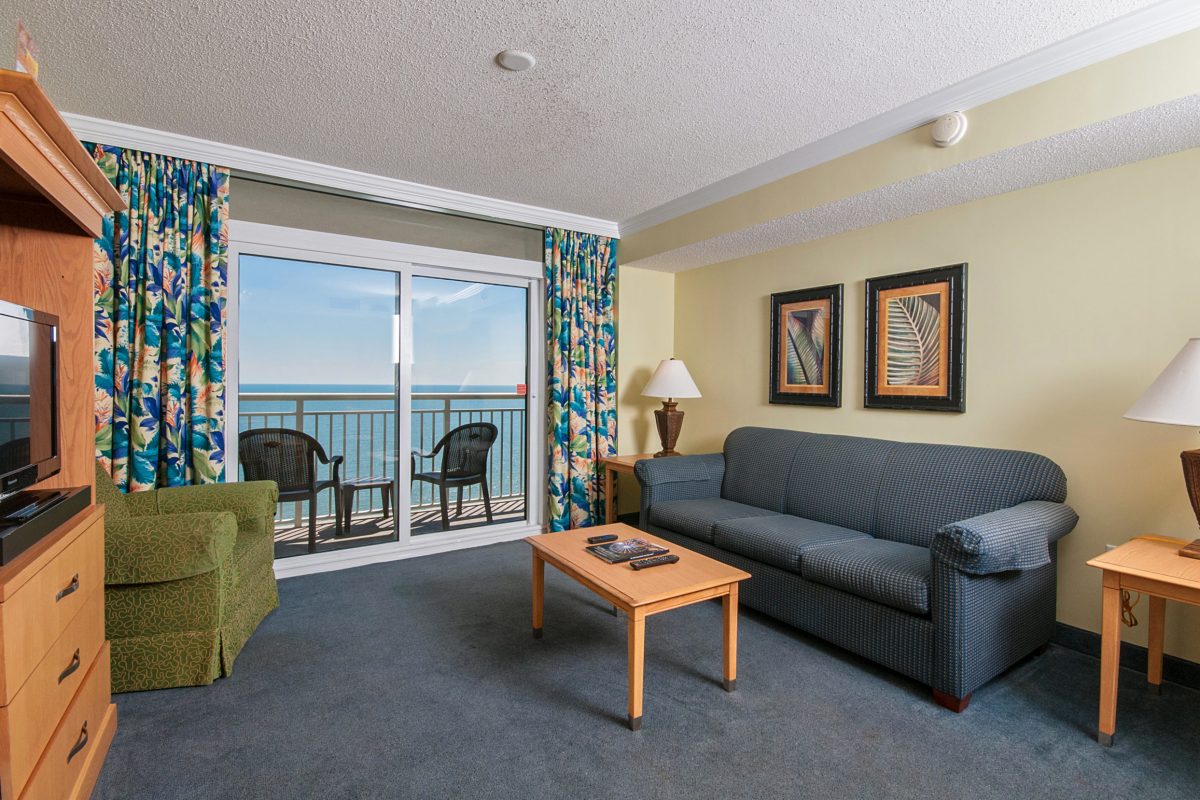 Paradise Oceanfront King Suite Living Room